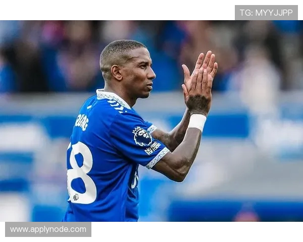 阿什利扬直言阿莫林必须尽快展现执教能力为曼联树立清晰战术烙印